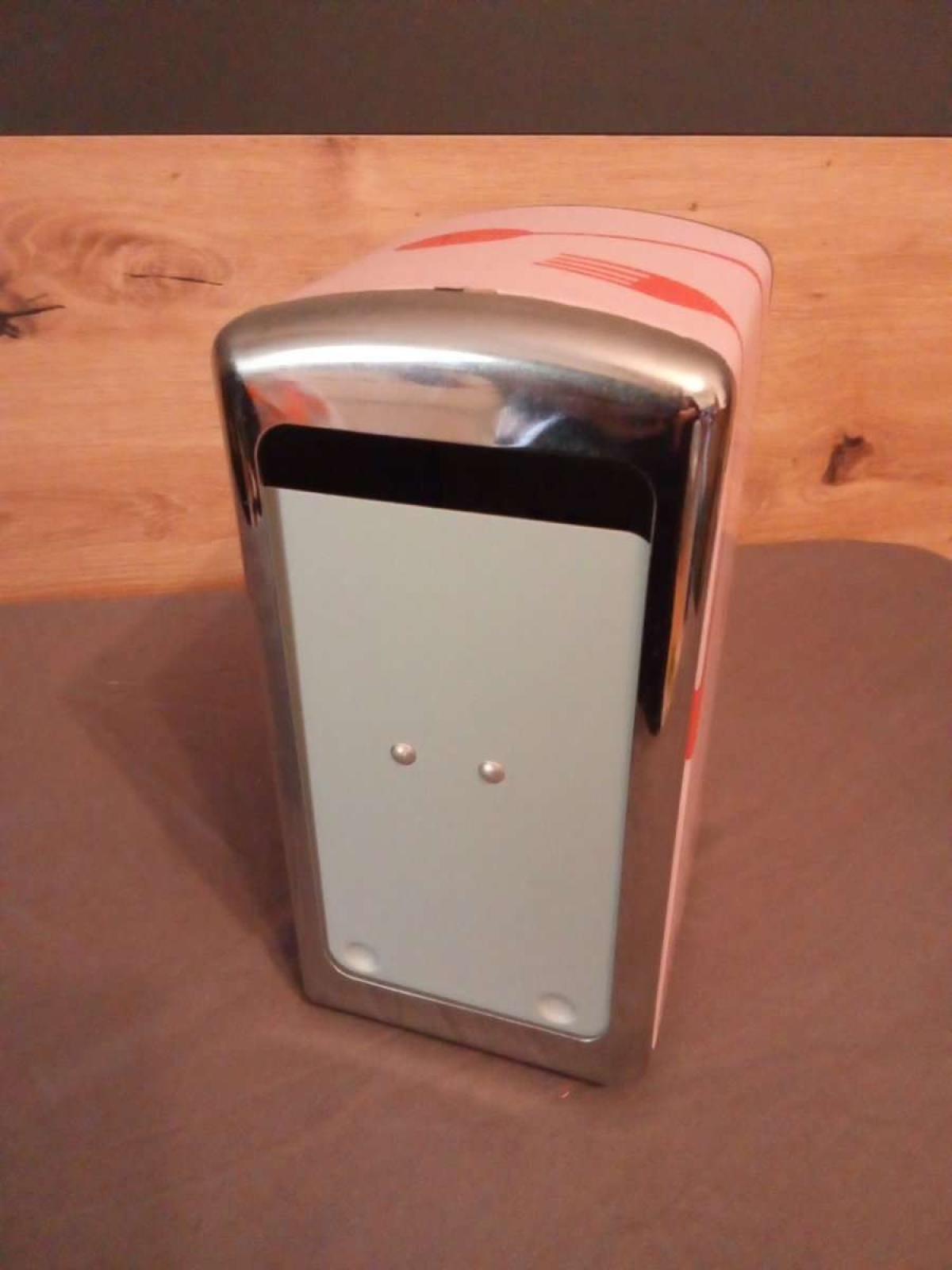 Sehr schöner Servietten Halter abzugeben.