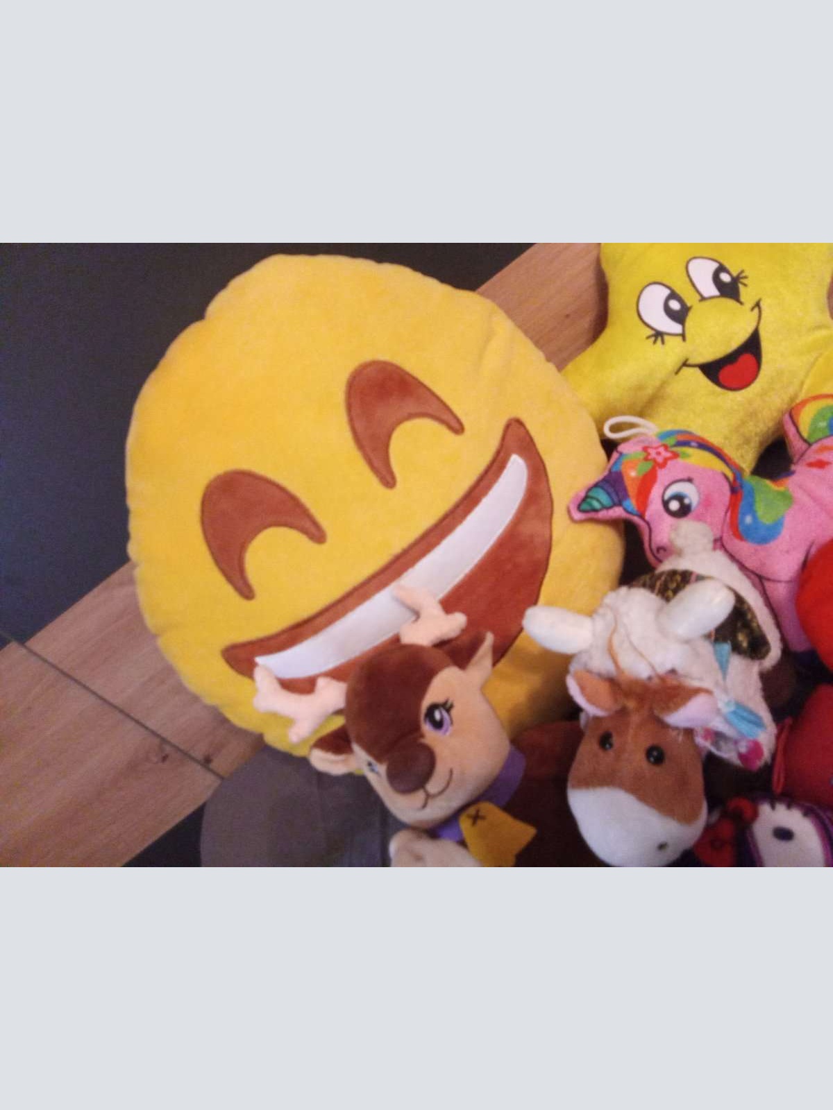 Sehr schönes großes Stofftier Set abzugeben.