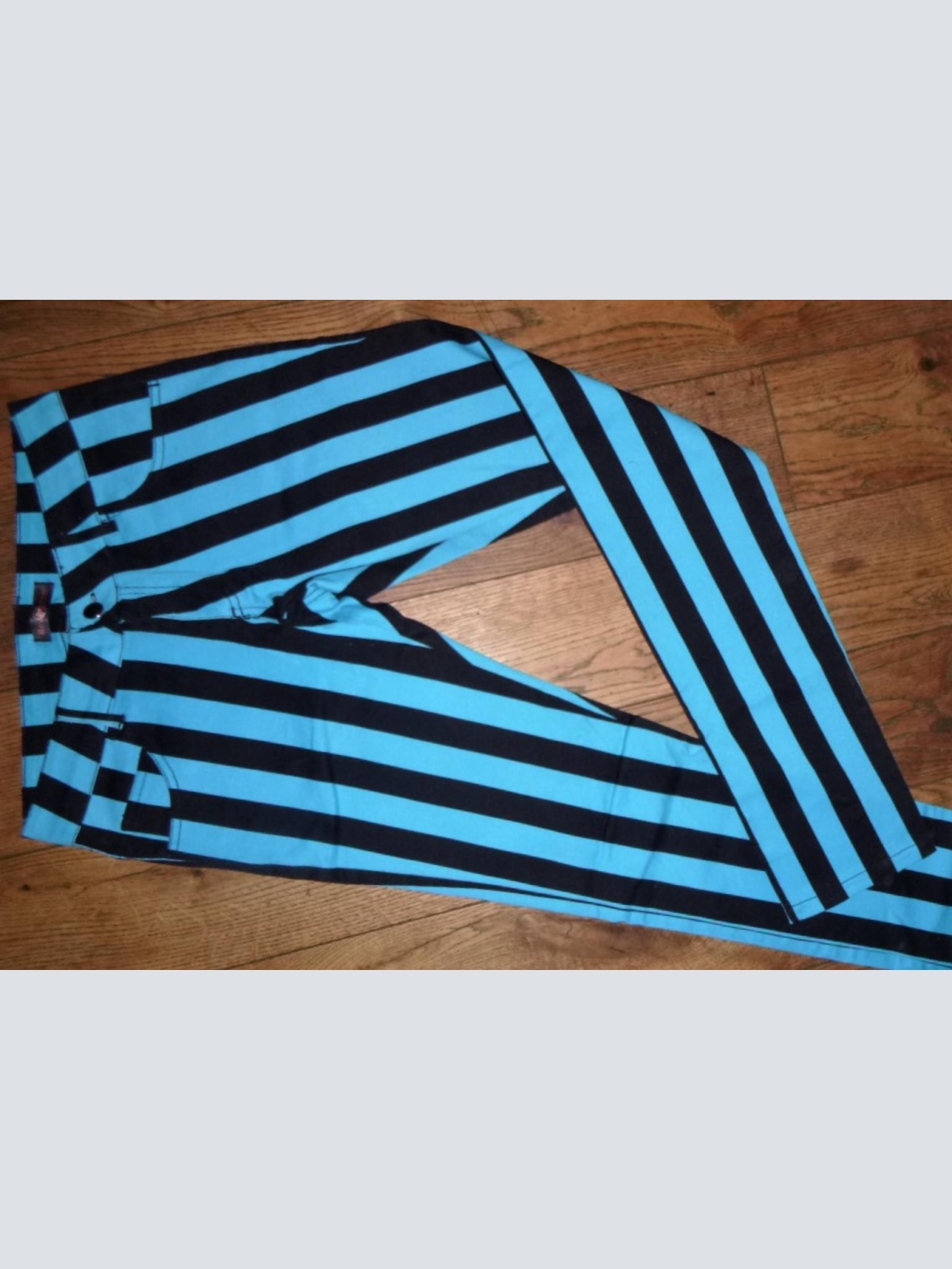 Jeans Punk/ Rock gestreifte aqua/ schwarz