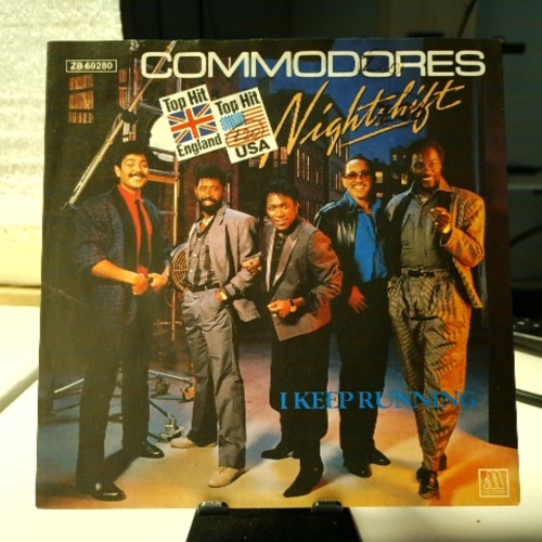 SINGLE / Commodores – Nightshift