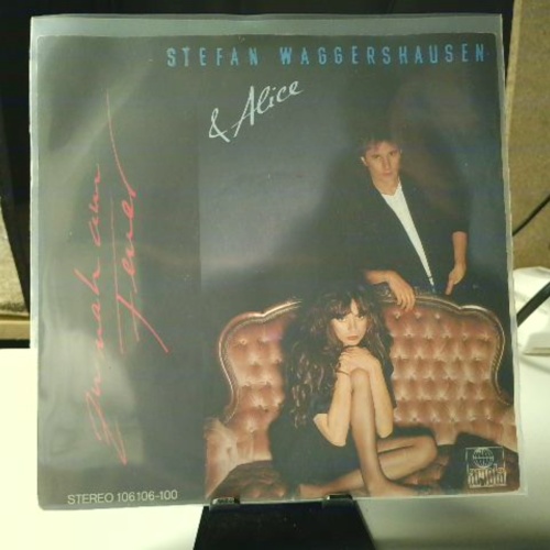 SINGLE / Stefan Waggershausen & Alice (4) – Zu Nah Am Feuer
