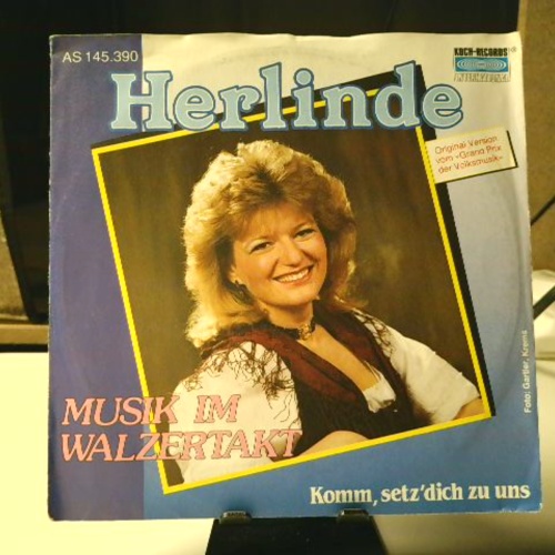 SINGLE / Herlinde – Musik Im Walzertakt
