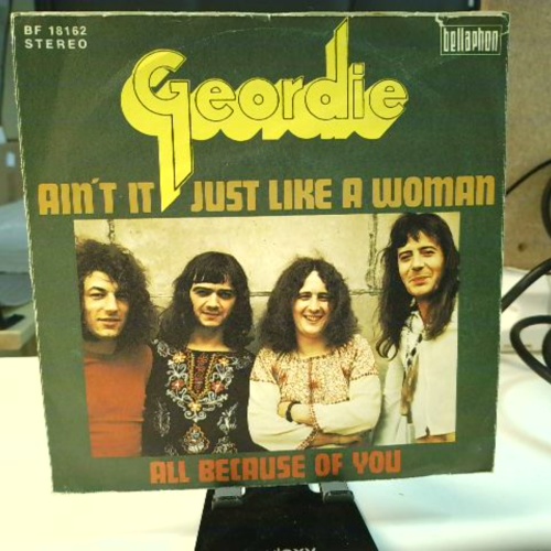 SINGLE / Geordie – All Because Of You