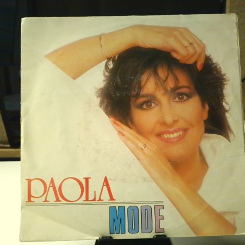 SINGLE / Paola (2) – Mode