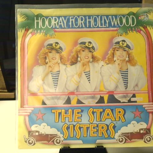 SINGLE / The Star Sisters – Hooray For Hollywood