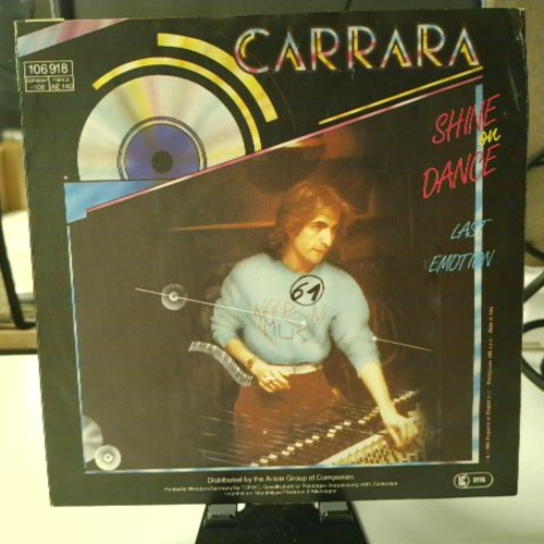 SINGLE / Carrara – Shine On Dance