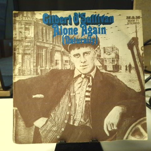 SINGLE / Gilbert O'Sullivan – Alone Again (Naturally)