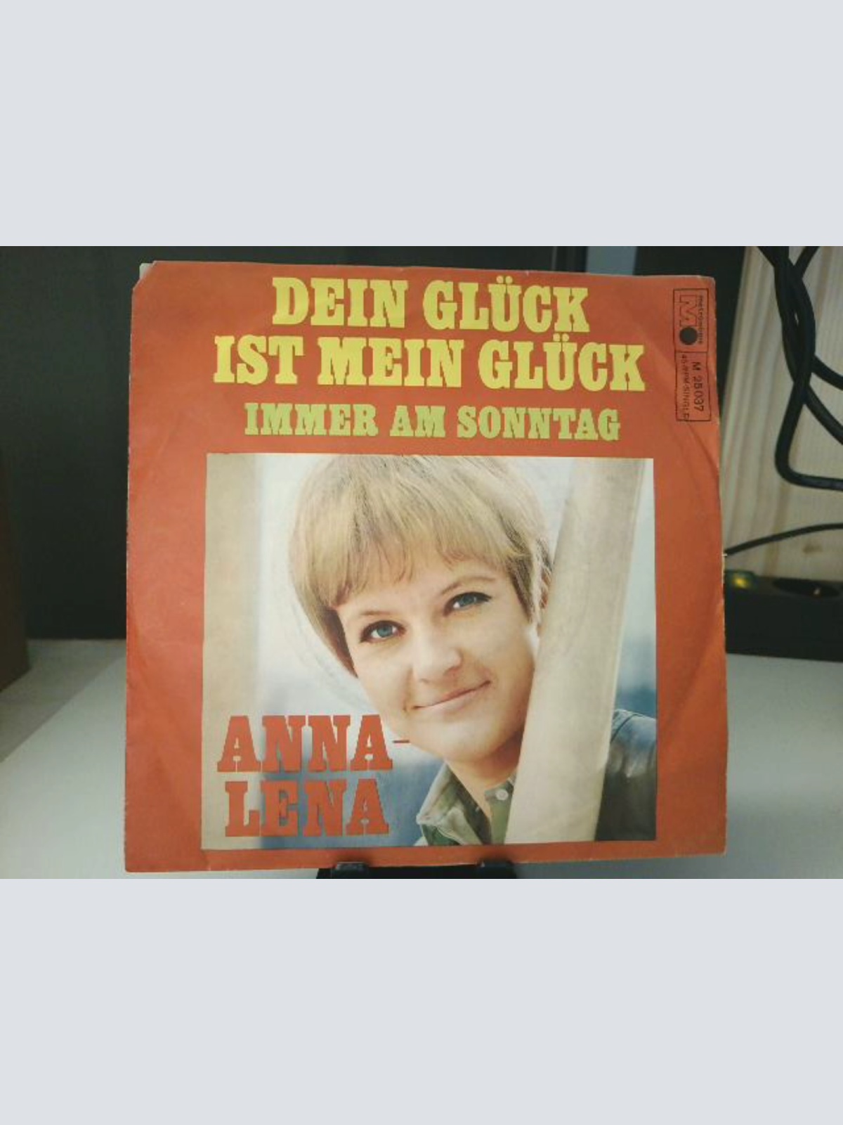 SINGLE / Anna-Lena* – Dein Glück Ist Mein Glück