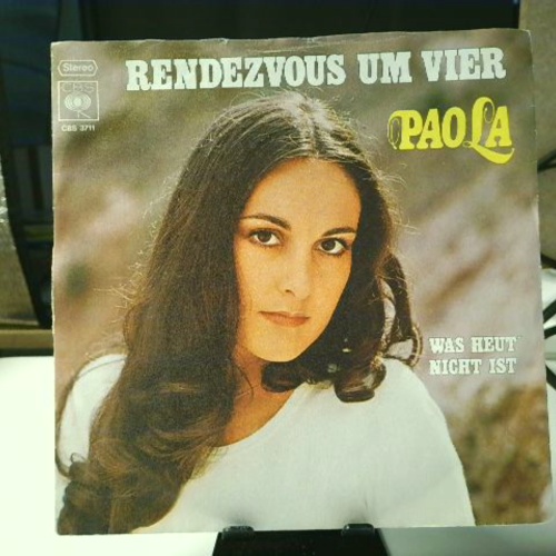 SINGLE / Paola (2) – Rendezvous Um Vier