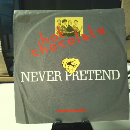 SINGLE / Hot Chocolate – Never Pretend