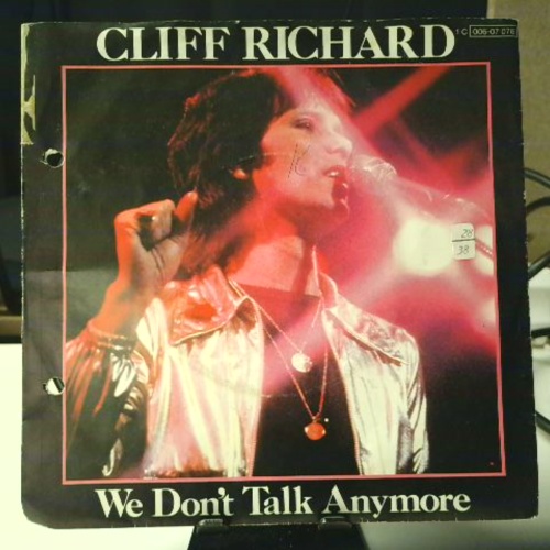 SINGLE / Cliff Richard – We Don't Talk Anymore