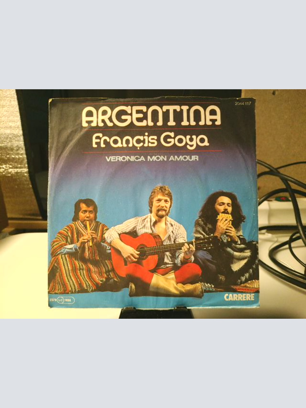 SINGLE / Francis Goya – Argentina
