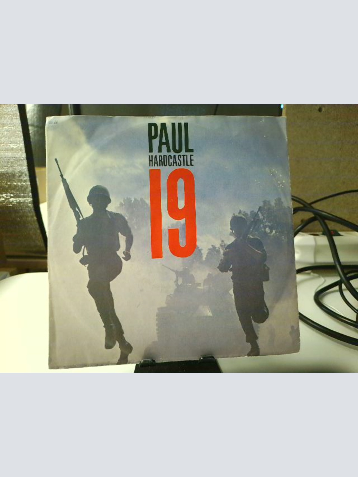 SINGLE / Paul Hardcastle – 19