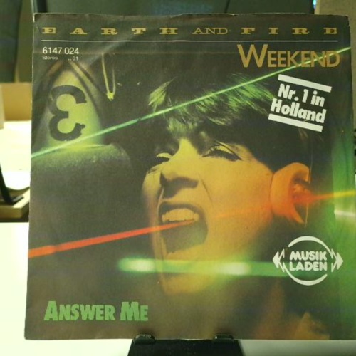 SINGLE / Earth And Fire – Weekend