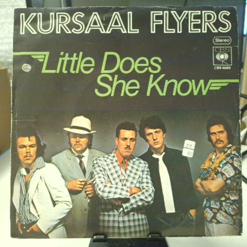 SINGLE / Kursaal Flyers – Little Does She Know