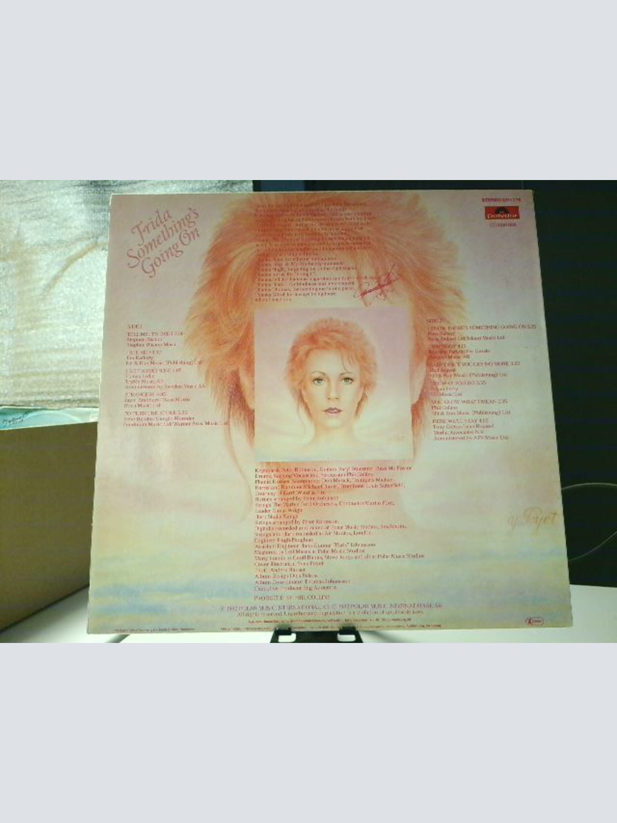 LP / Frida – Something's Going On