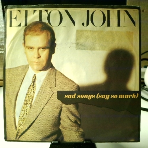 SINGLE / Elton John – Sad Songs (Say So Much)