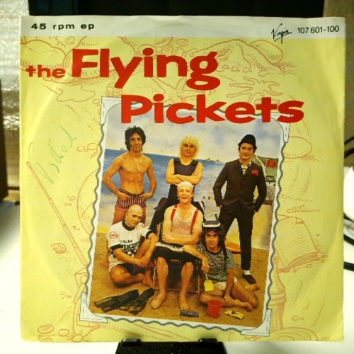 SINGLE / The Flying Pickets – Groovin'