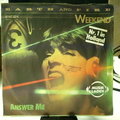 SINGLE / Earth And Fire – Weekend