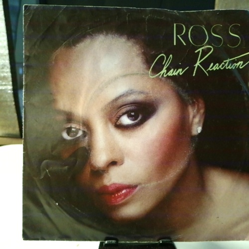 SINGLE / Ross* – Chain Reaction