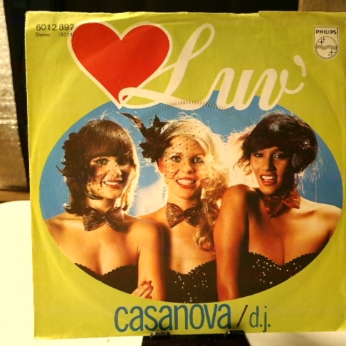 SINGLE / Luv' – Casanova