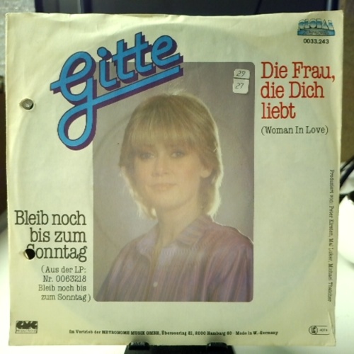 SINGLE / Gitte* – Die Frau, Die Dich Liebt (Woman In Love)