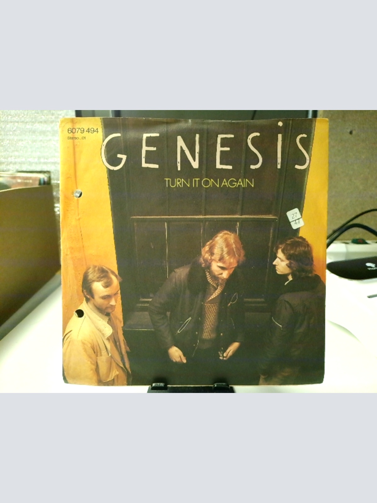 SINGLE / Genesis – Turn It On Again
