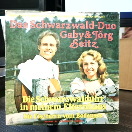 SINGLE / Das Schwarzwald-Duo Gaby Und Jörg Wolf* – Die Schwarzwalduhr In Meinem Elternhaus