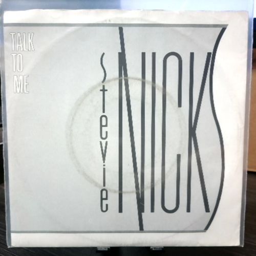 SINGLE / Stevie Nicks – Talk To Me
