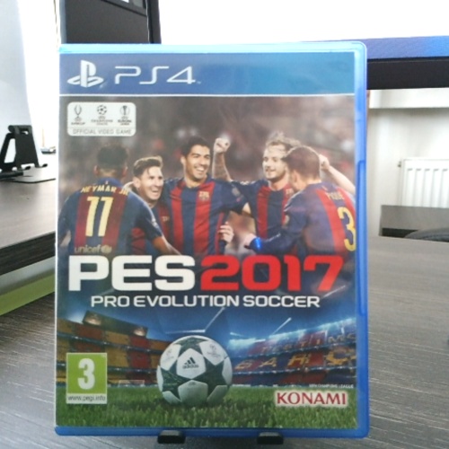 PS4 / Pro Evolution Soccer 2017