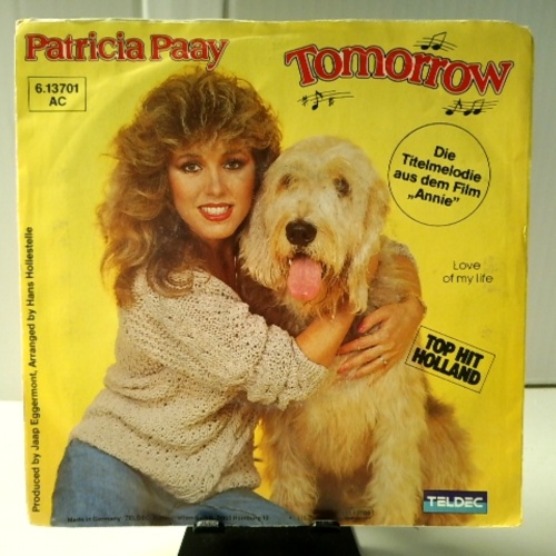 SINGLE / Patricia Paay – Tomorrow