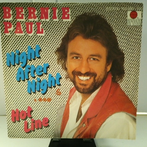 SINGLE / Bernie Paul – Night After Night