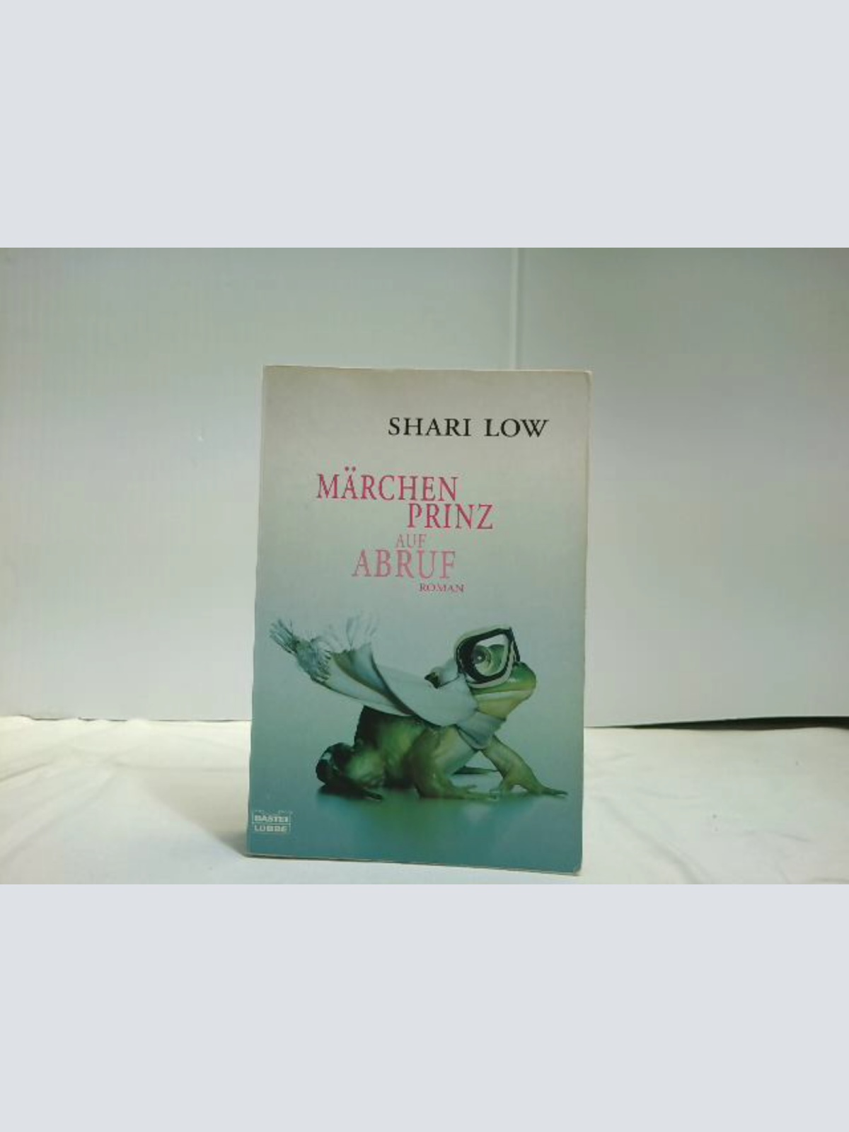 Buch / Märchenprinz auf Abruf: Roman: Roman. Spitzentitel des Monats.