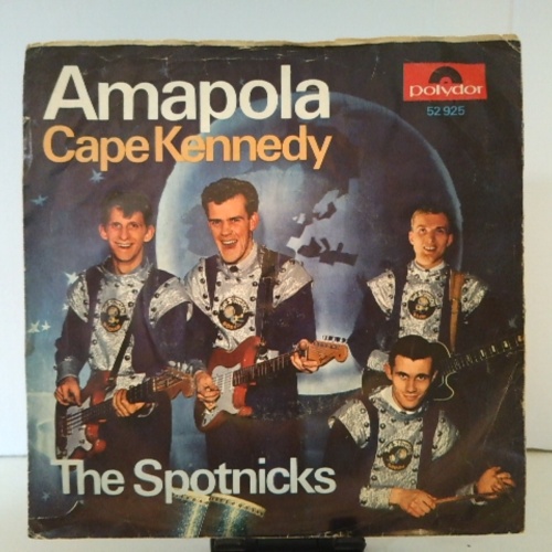 SINGLE / The Spotnicks – Amapola