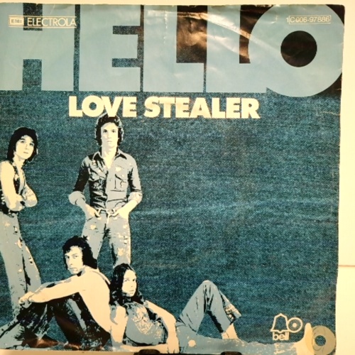 SINGLE / Hello – Love Stealer