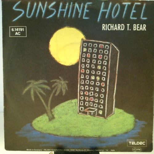 SINGLE / Richard T. Bear – Sunshine Hotel / Circus
