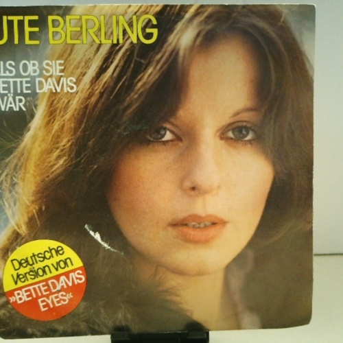 SINGLE / Ute Berling – Als Ob Sie Bette Davis Wär