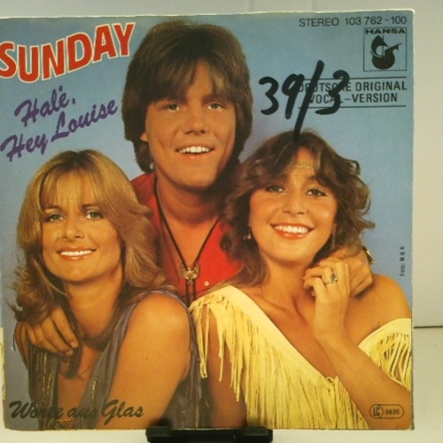 SINGLE / Sunday (8) – Halé, Hey Louise