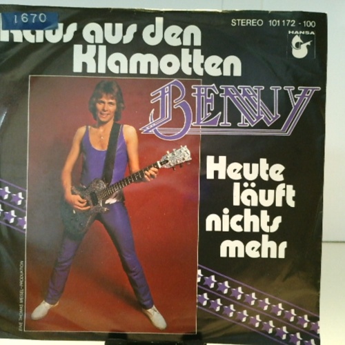 SINGLE / Benny (4) – Raus Aus Den Klamotten