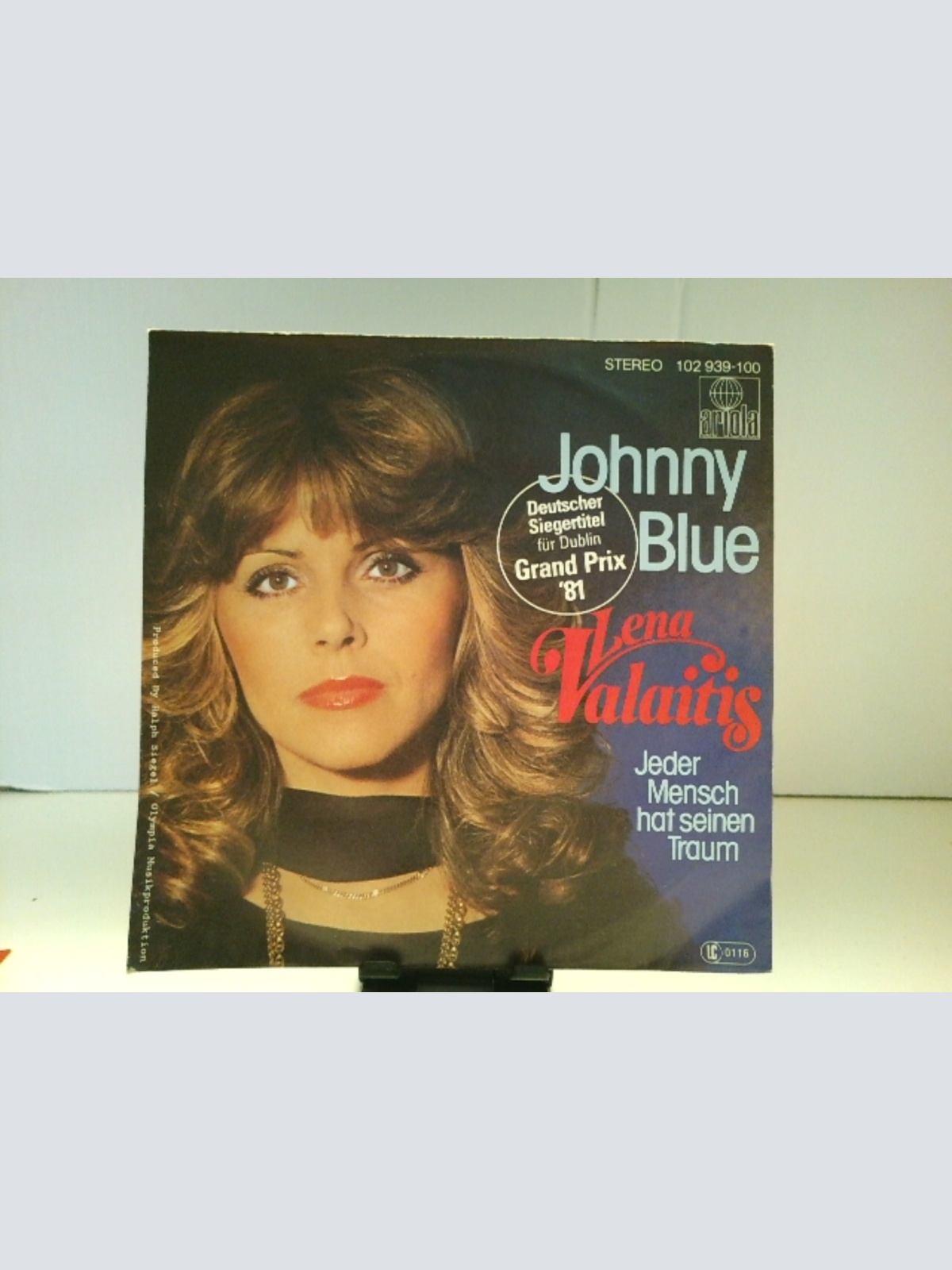 SINGLE / Lena Valaitis – Johnny Blue