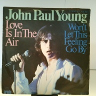 SINGLE / John Paul Young – Love Is In The Air