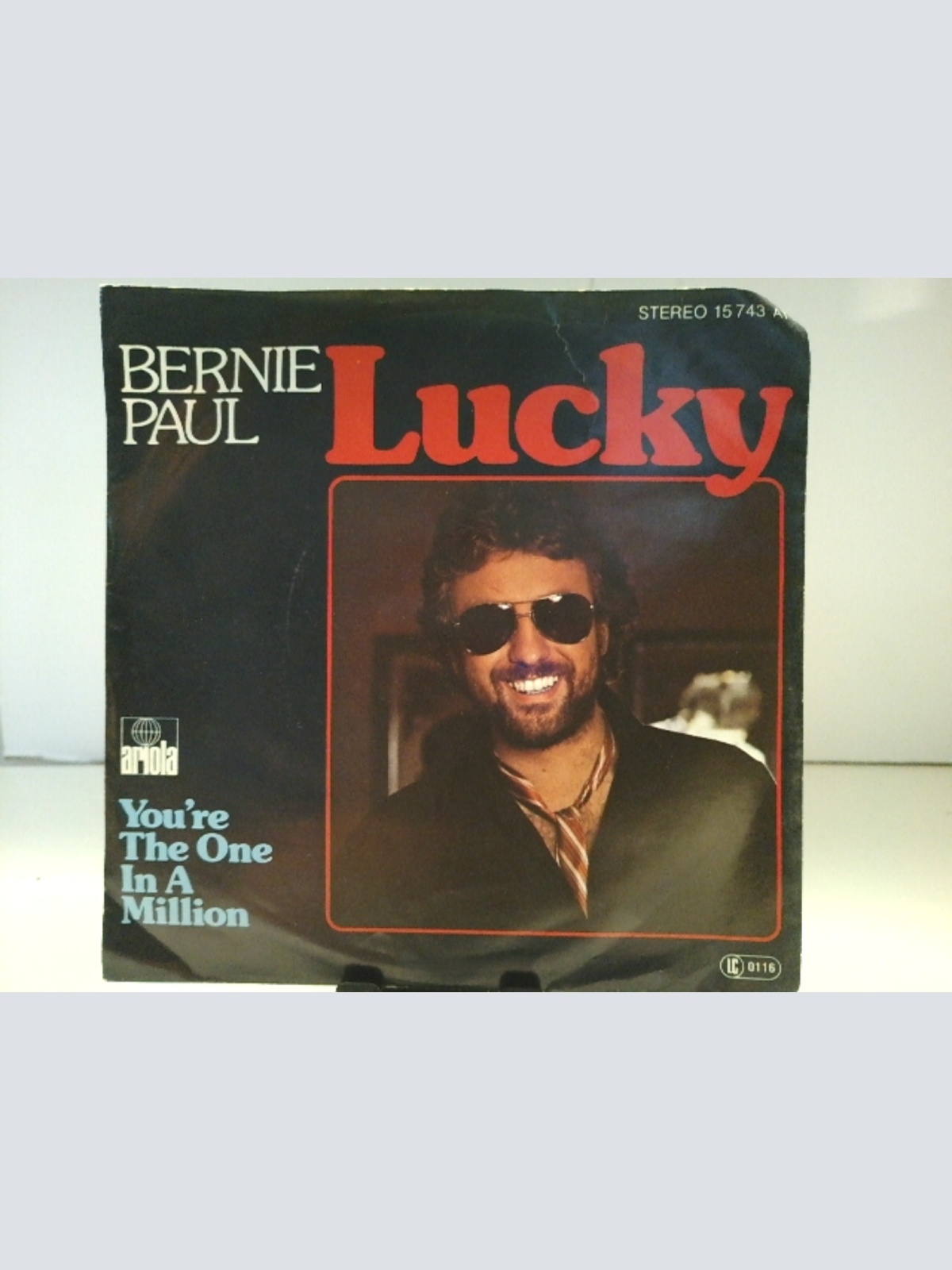 SINGLE / Bernie Paul – Lucky