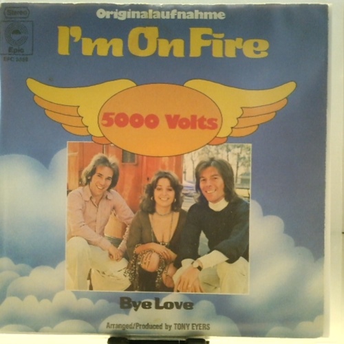 SINGLE / 5000 Volts – I'm On Fire