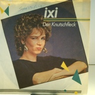 SINGLE / Ixi – Der Knutschfleck