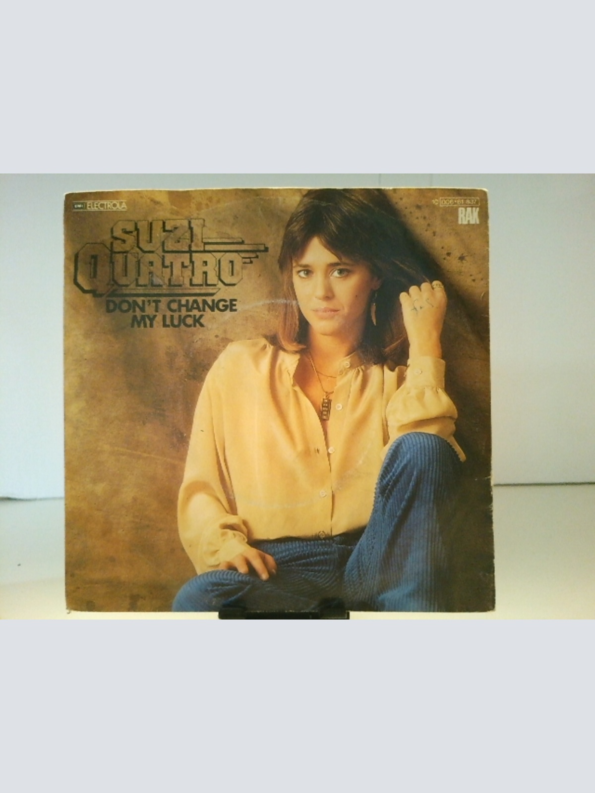 SINGLE / Suzi Quatro – Don't Change My Luck