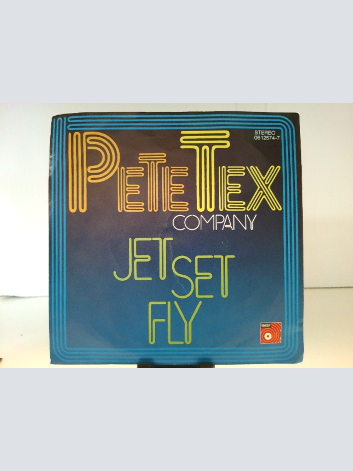 SINGLE / Pete Tex – Tuff