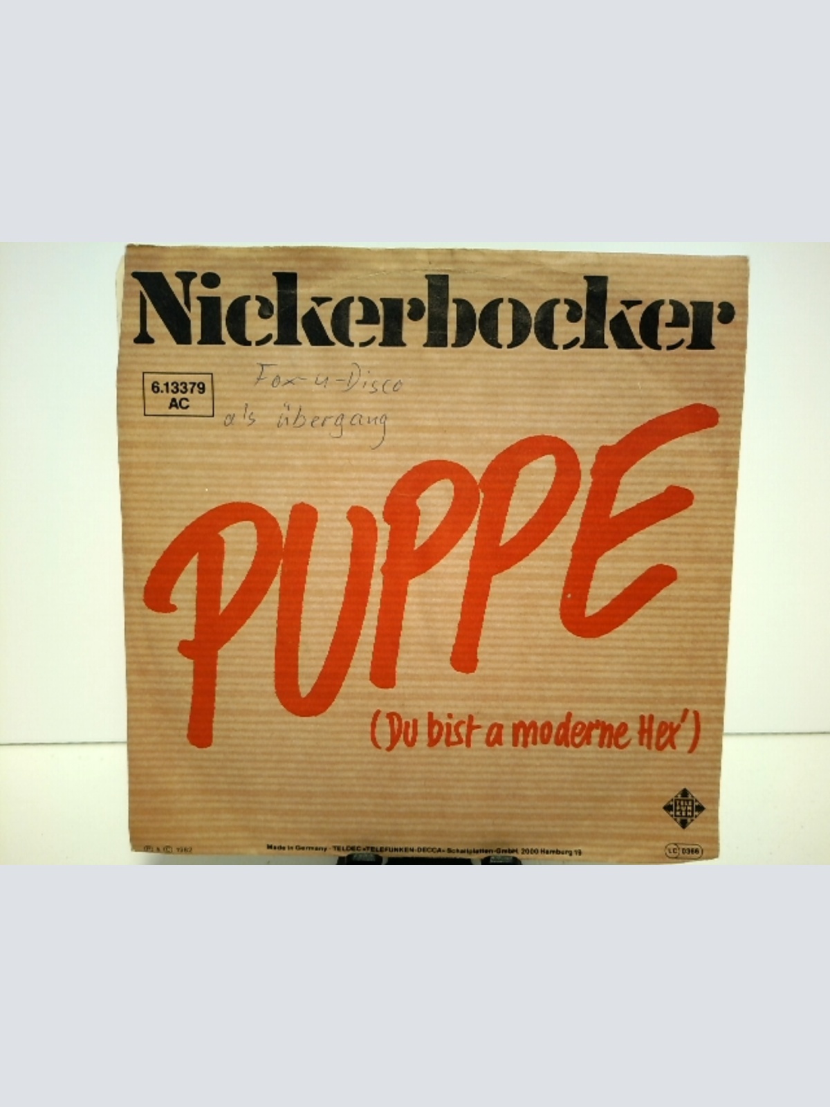 SINGLE / Nickerbocker – Puppe (Du Bist A Moderne Hex')