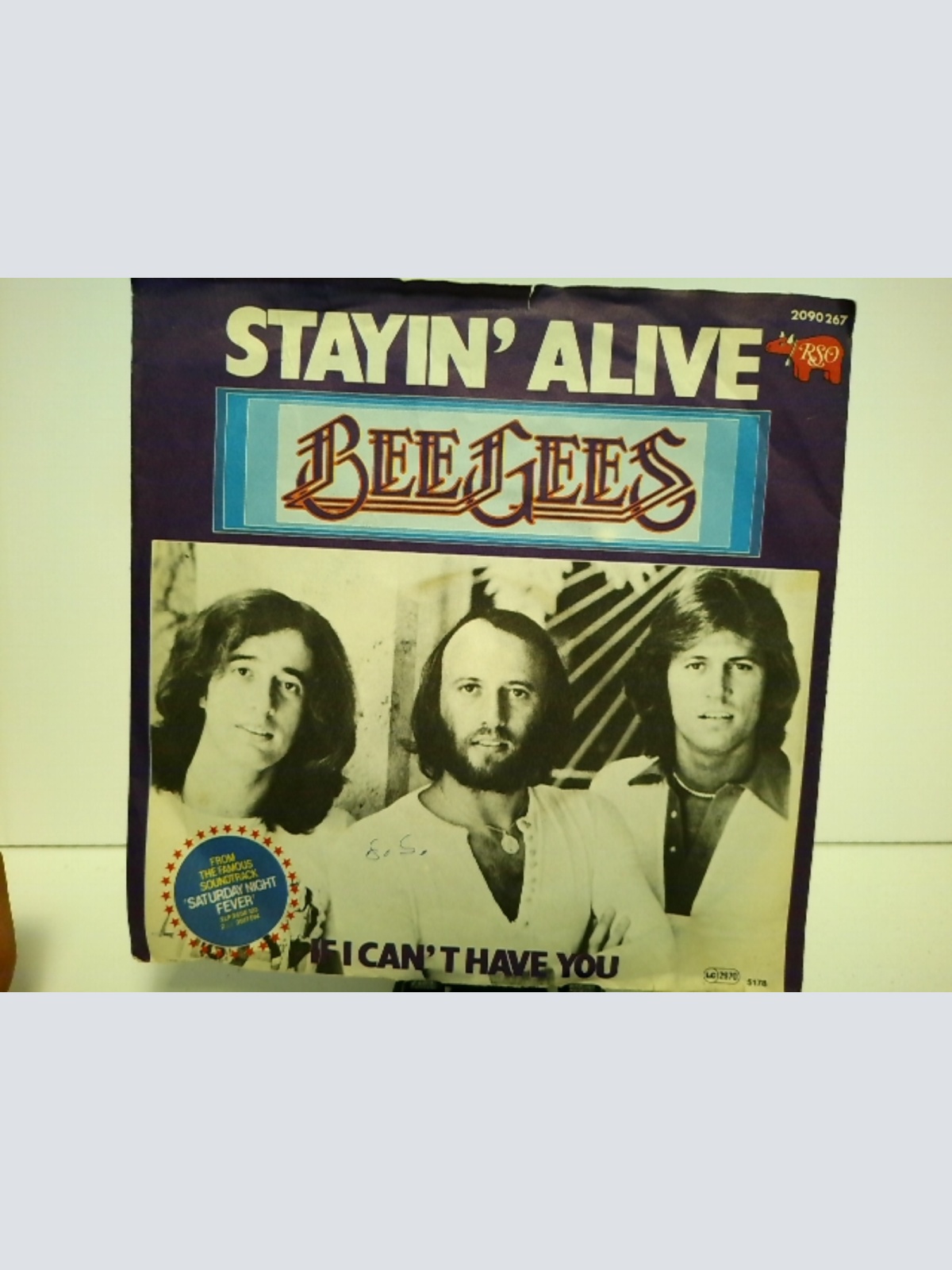 SINGLE / Bee Gees – Stayin Alive
