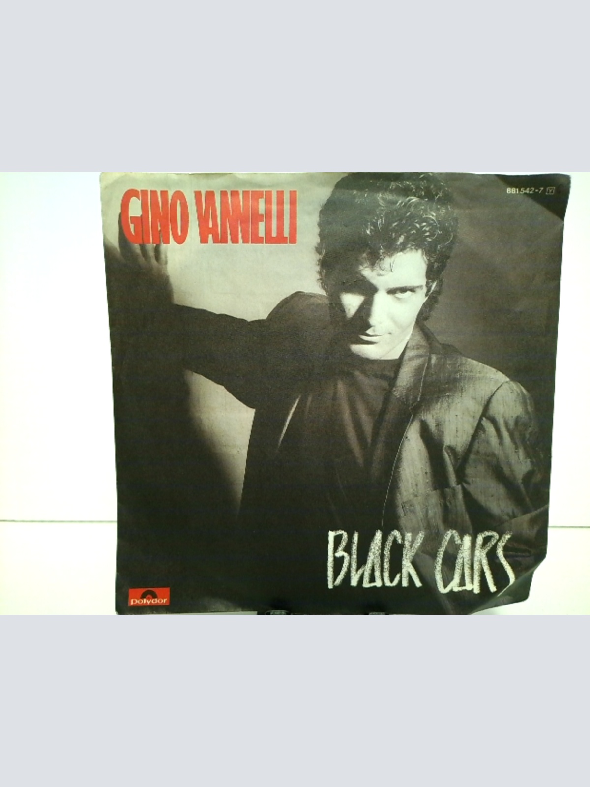 SINGLE / Gino Vannelli – Black Cars