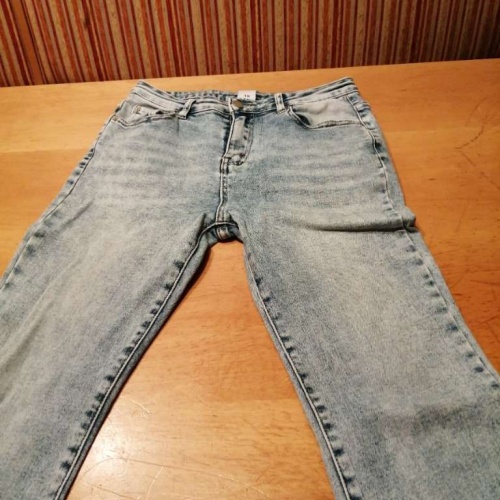 Sehr schöne Strech Jeans von Denim in gr. XL abzugeben.